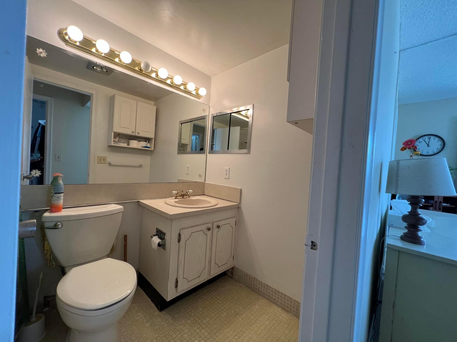 113 Easthampton E — photo 3