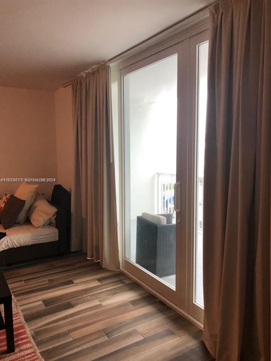 5401 Collins Avenue 410, Miami Beach, FL 33140 photo 18