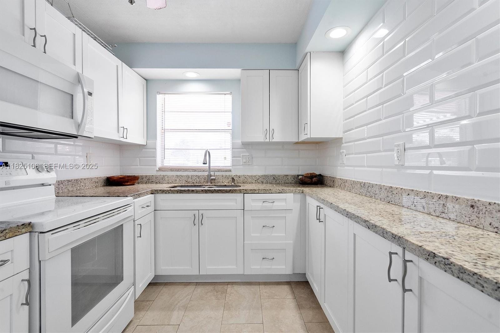 1200 Tallwood Avenue 109, Hollywood, FL 33021