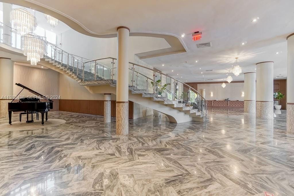 5401 Collins Avenue 601 — photo 4