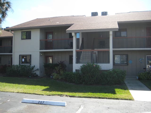 1600 NE Dixie Hwy Highway 10-107, Jensen Beach, FL 34957