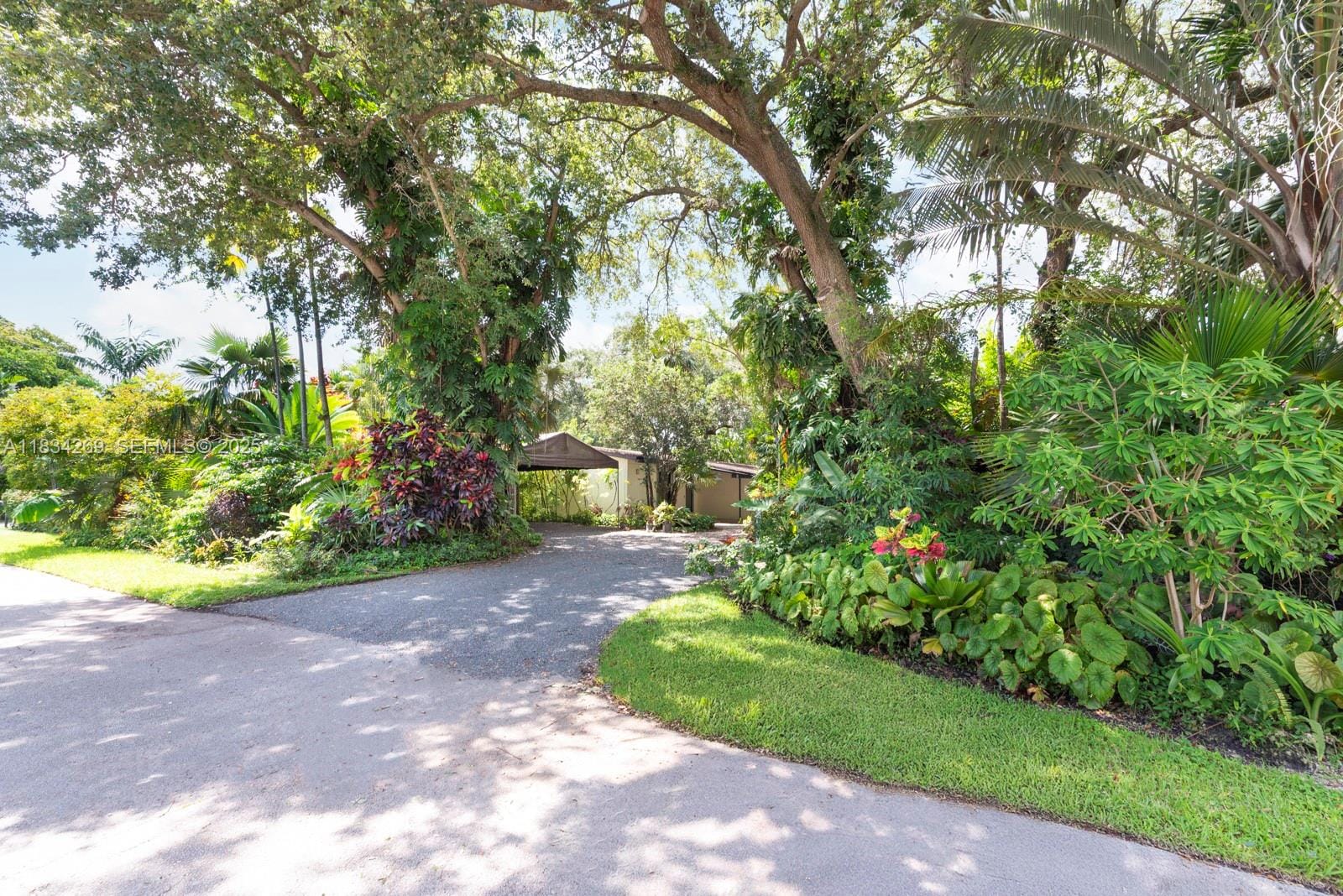 1107 NE 118th Street, Biscayne Park, FL 33161