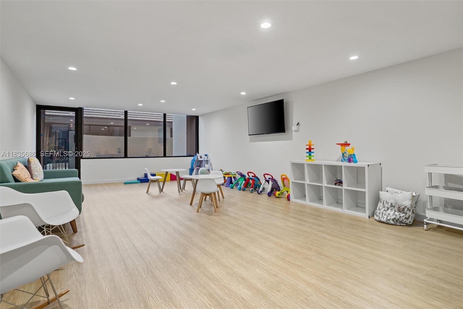 520 Brickell Key Drive A1404, Miami, FL 33131 photo 25