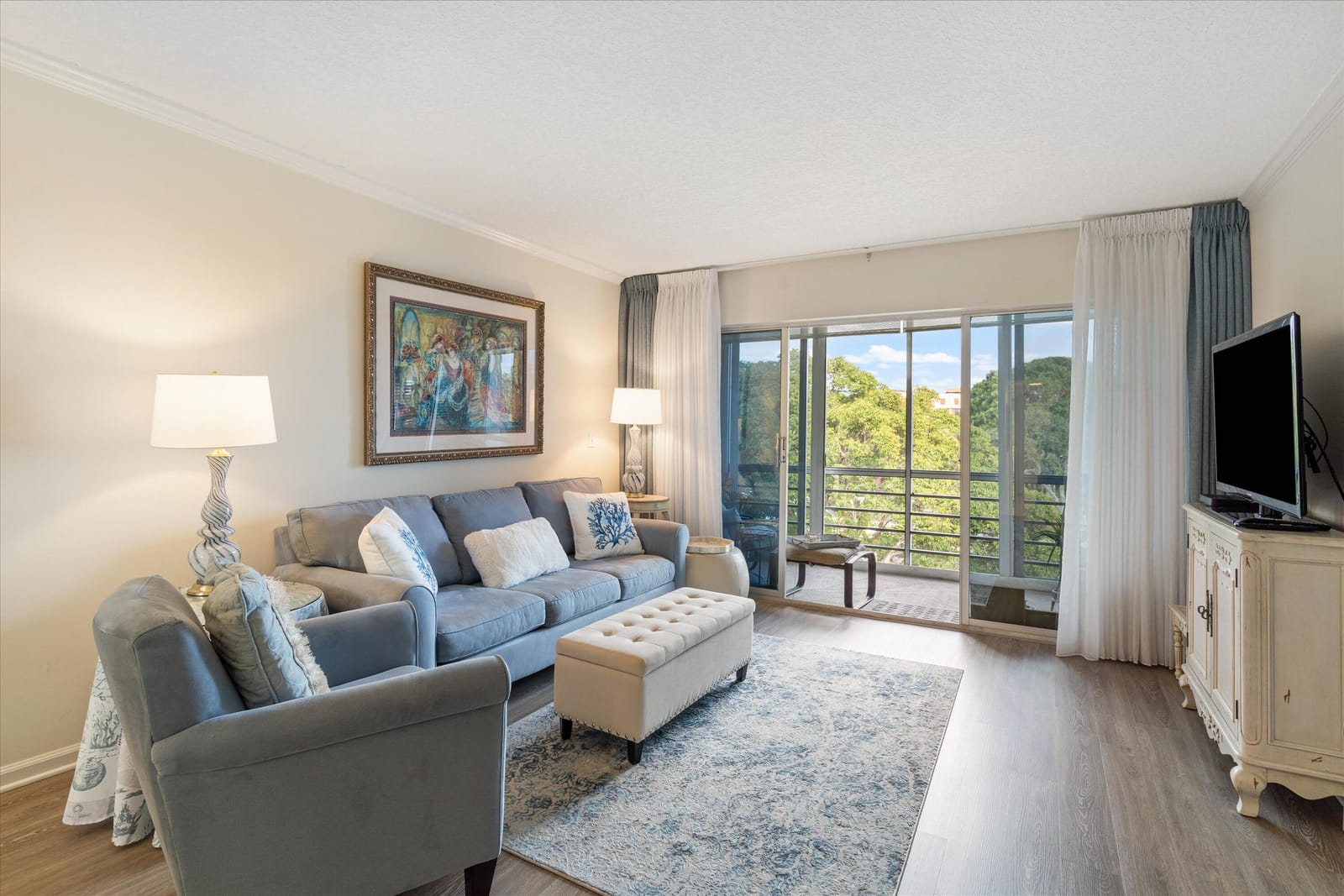 769 Jeffery Street 303 — photo 7