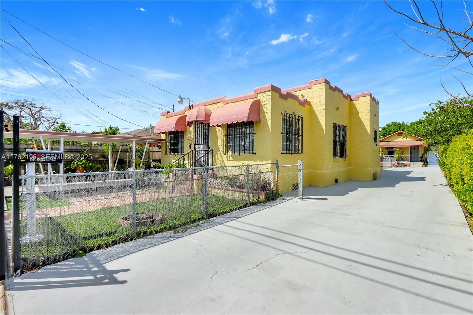 2035 NW 26th Street, Miami, FL 33142