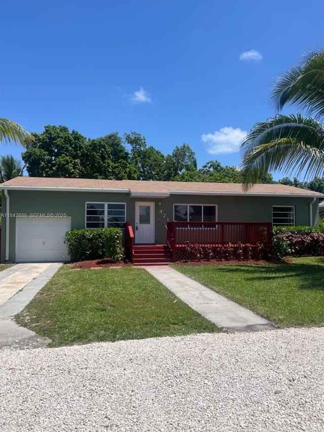 421 NW 150th Street, Miami, FL 33168