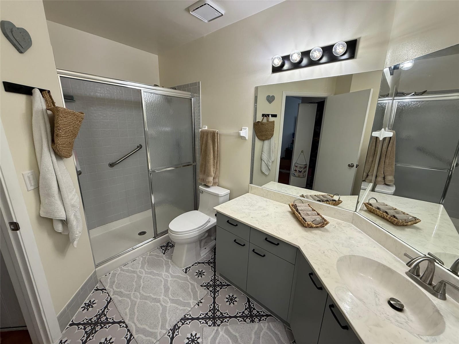 4161 Coral Tree Circle 161 — photo 7