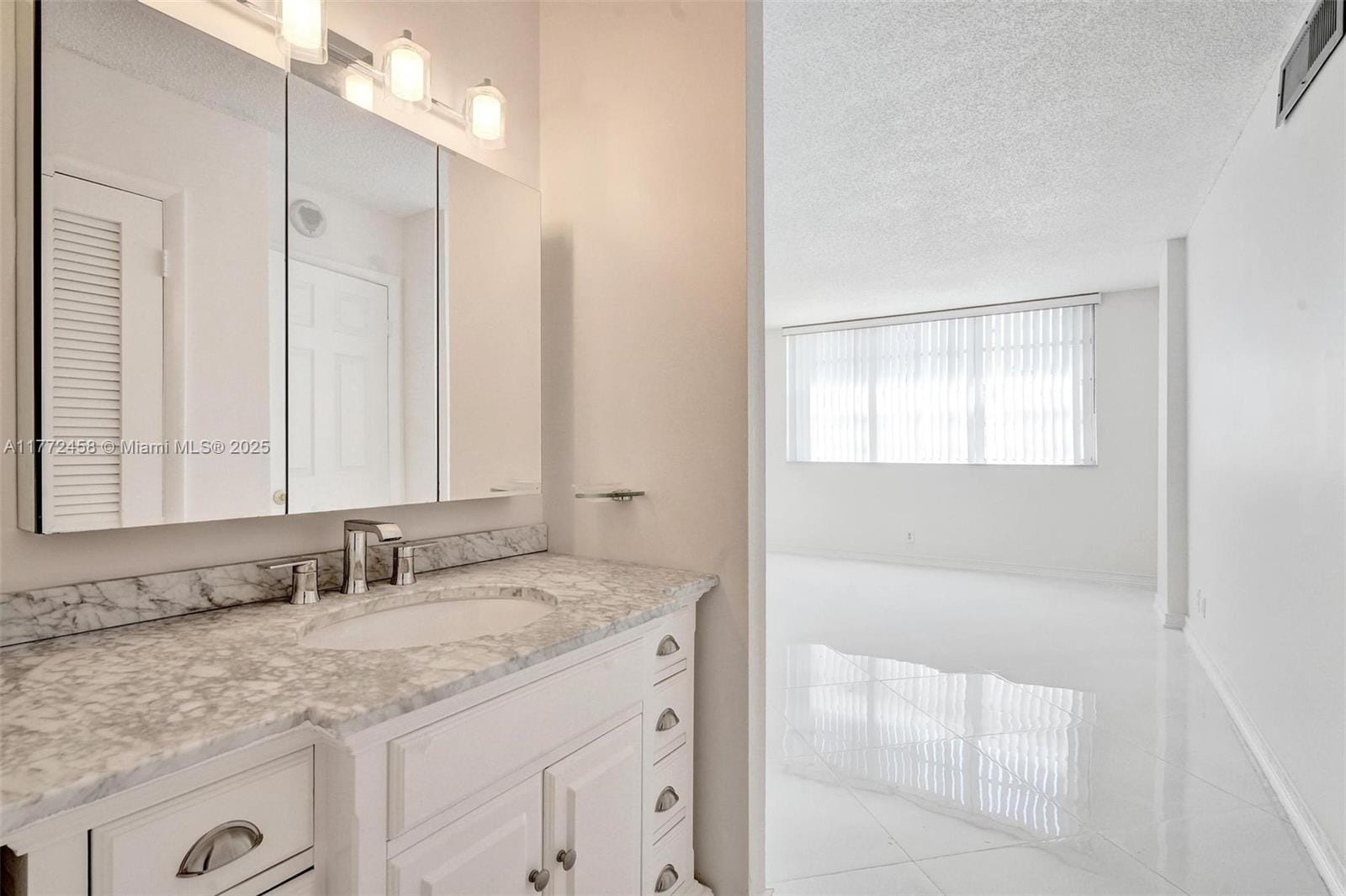 3113 S Ocean Drive 410, Hallandale Beach, FL 33009 photo 15