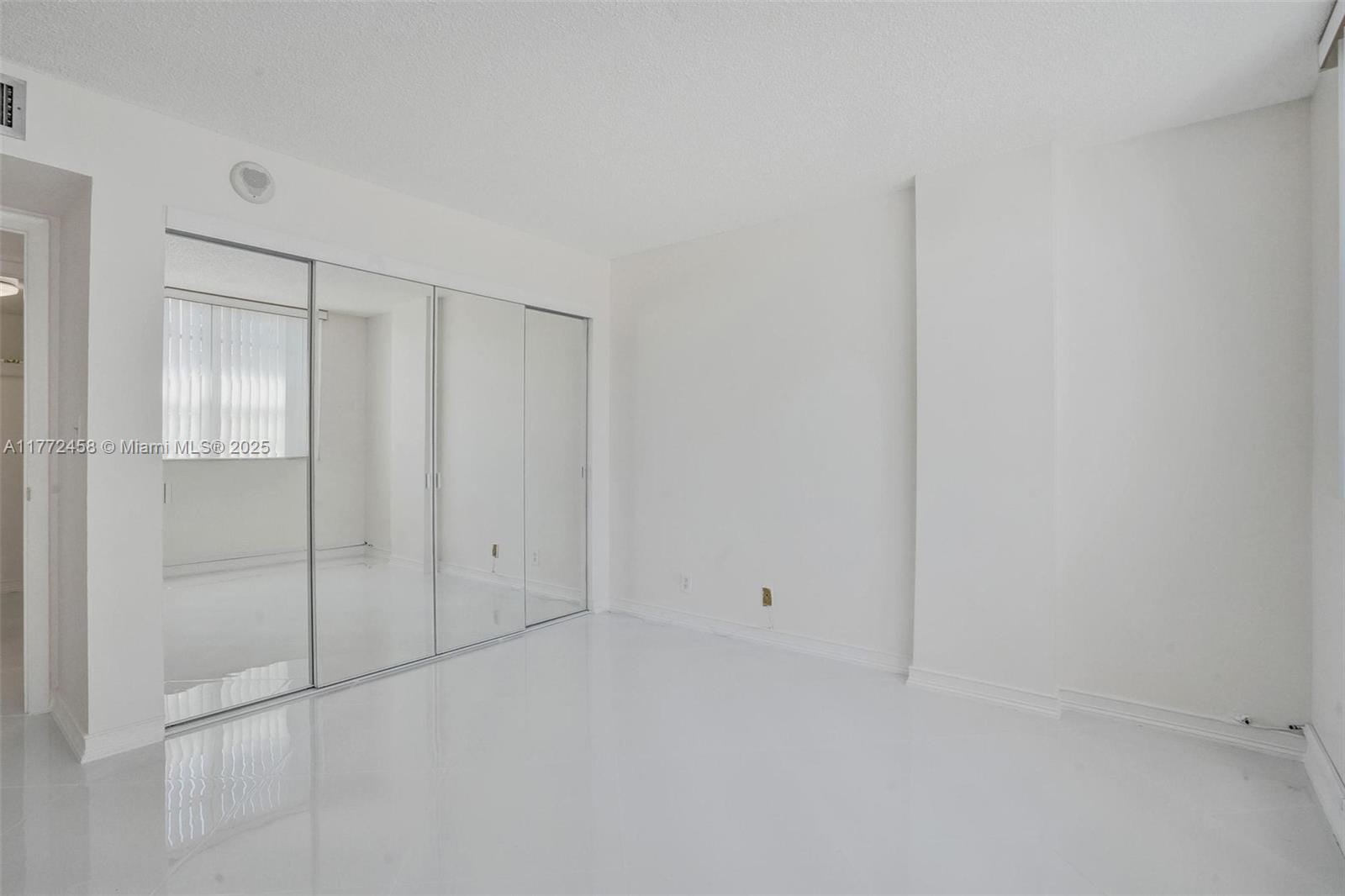 3113 S Ocean Drive 410, Hallandale Beach, FL 33009 photo 18