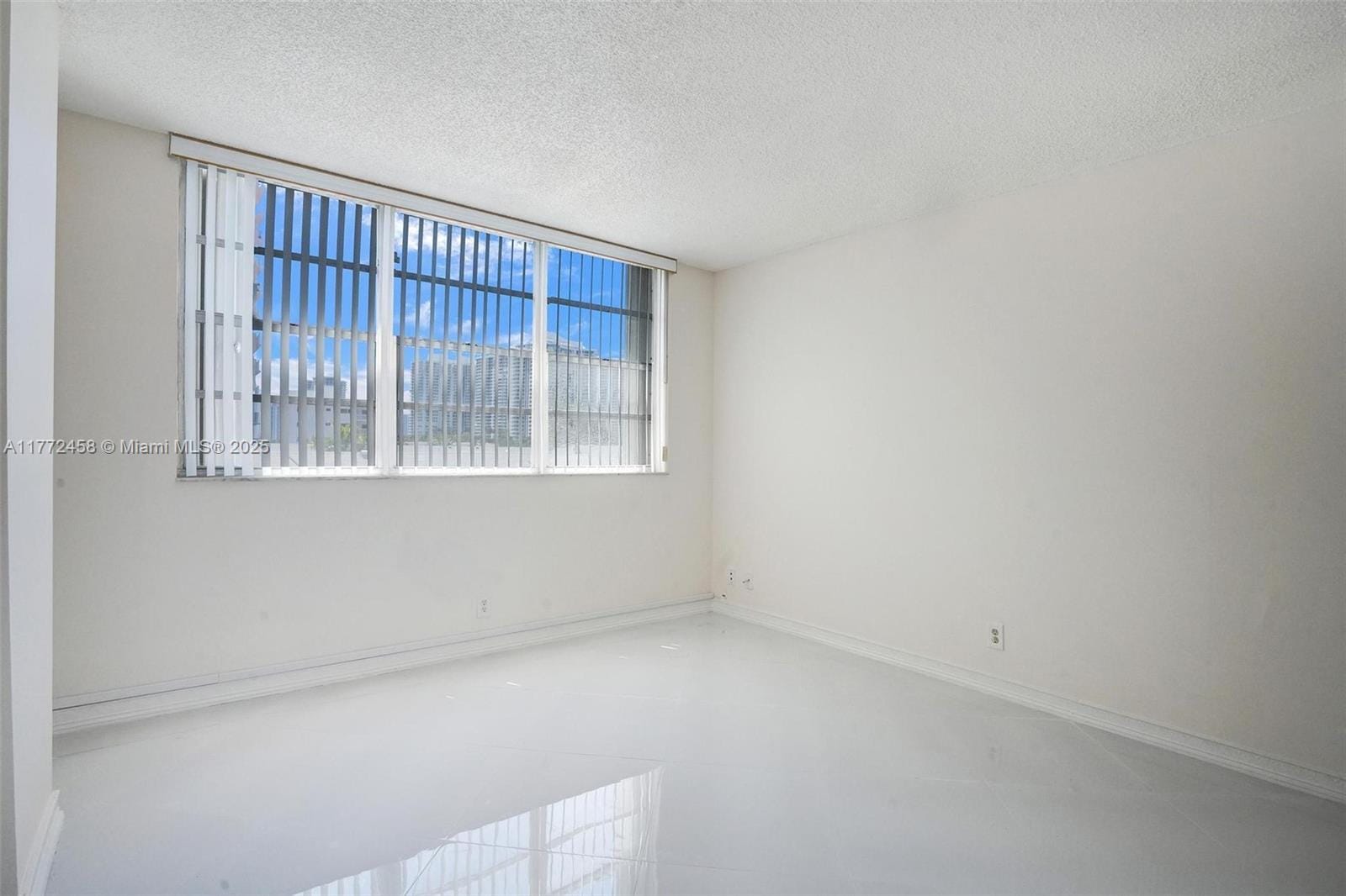 3113 S Ocean Drive 410, Hallandale Beach, FL 33009 photo 19