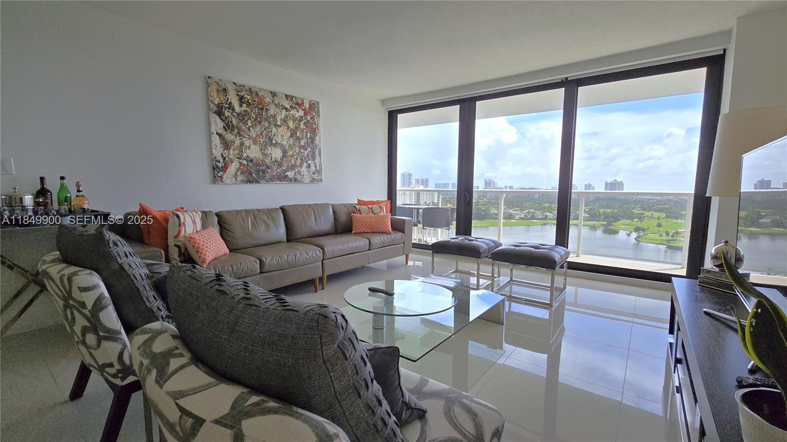 3731 N Country Club Drive 1825, Aventura, FL 33180, Aventura