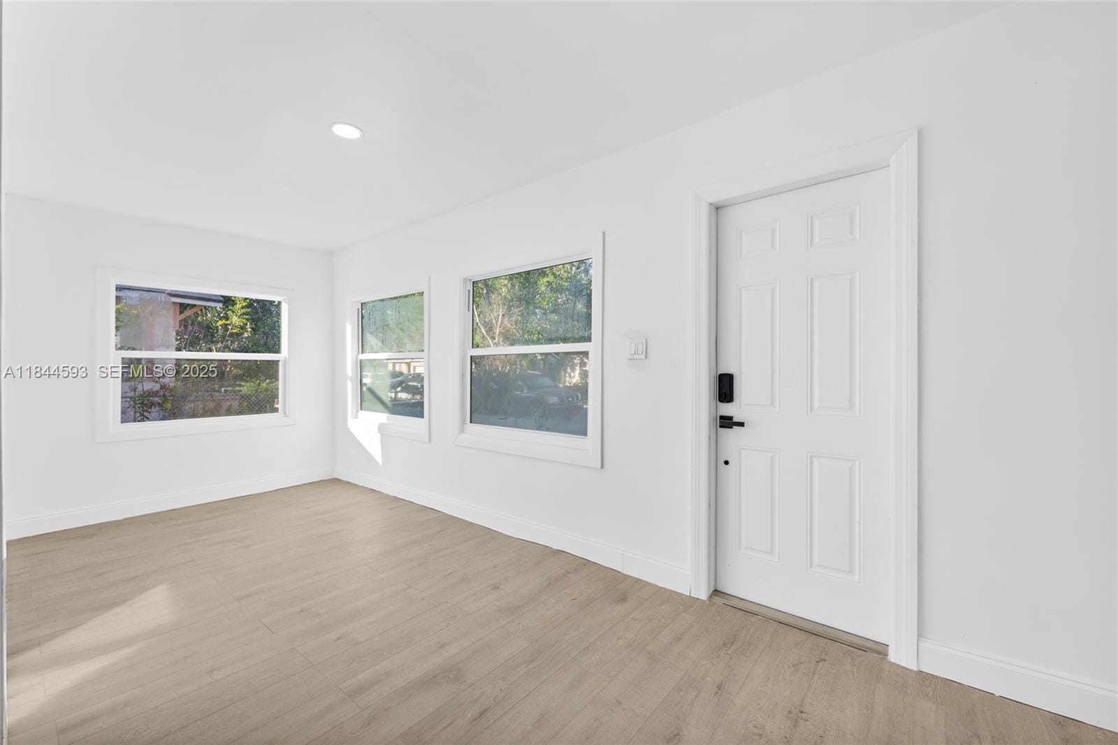 832 N C Street, Lake Worth, FL 33460 photo 8