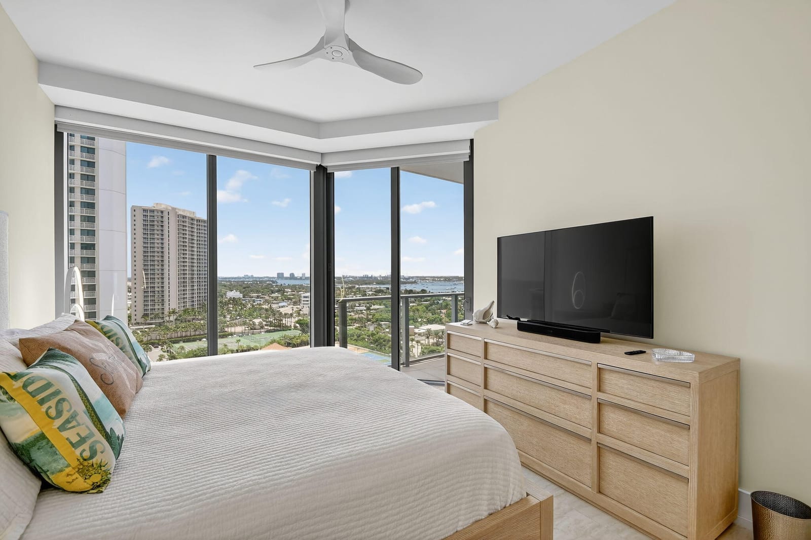3100 N Ocean Drive H-1408, Singer Island, FL 33404 photo 8