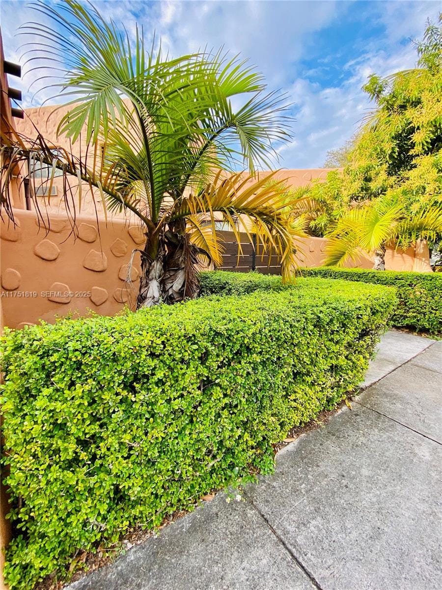200 Azure Way, Miami Springs, FL 33166 photo 17