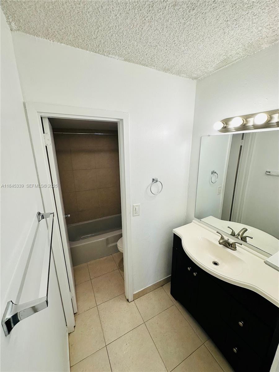 2020 NE 135th Street 807 — photo 10