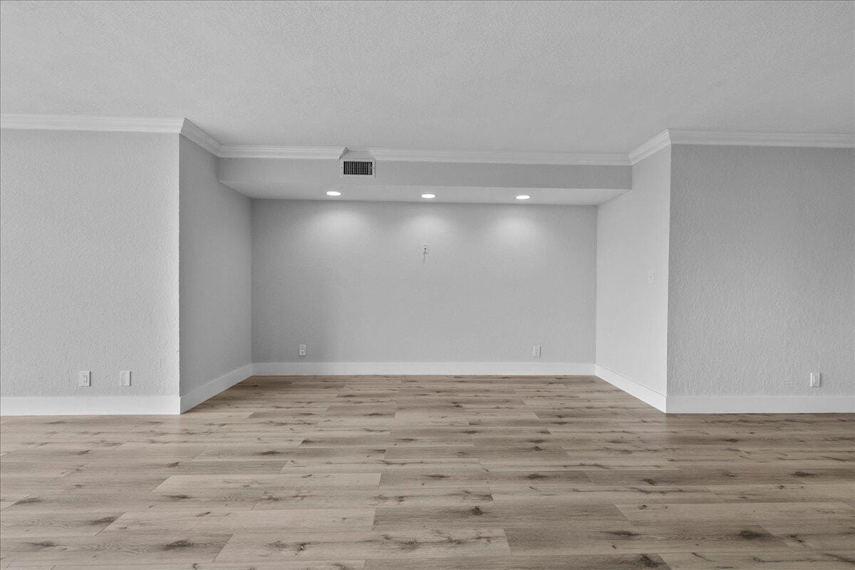 4134 S Carambola Circle H403 — photo 10
