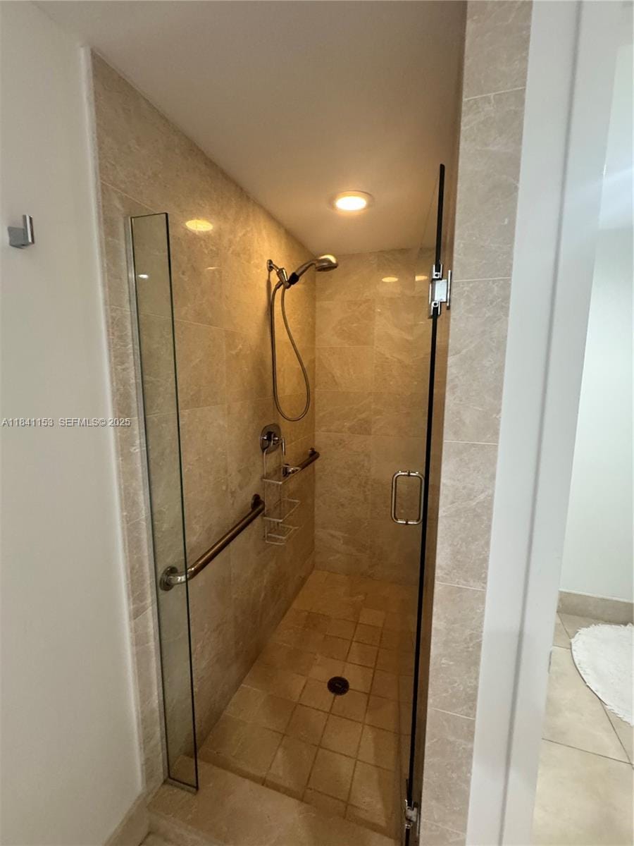 17001 Collins Avenue 1002 — photo 9