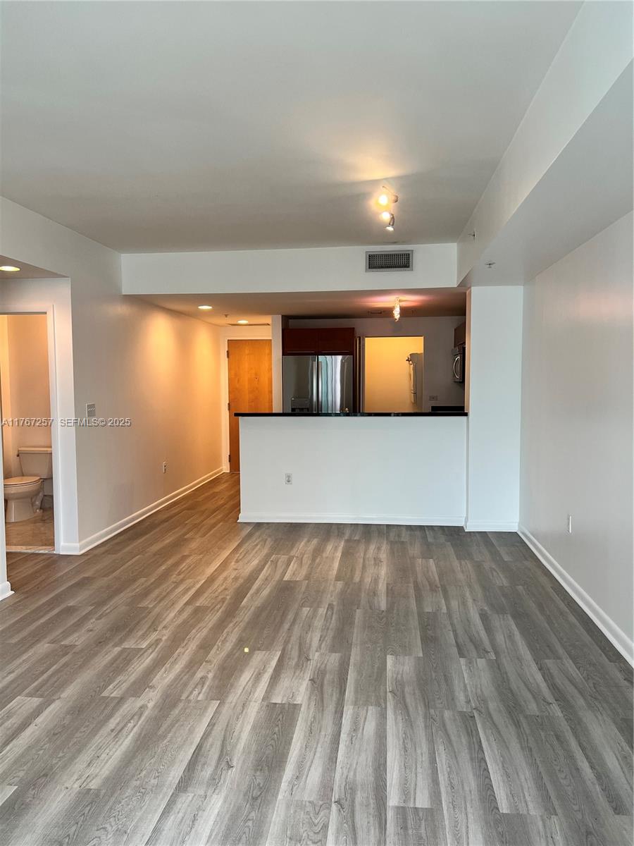 244 Biscayne Boulevard 2609, Miami, FL 33132, Miami