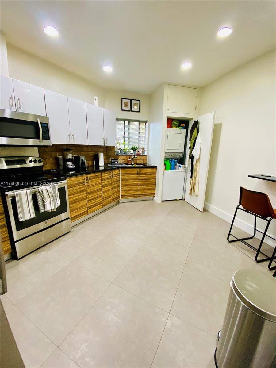 200 Azure Way, Miami Springs, FL 33166 photo 29
