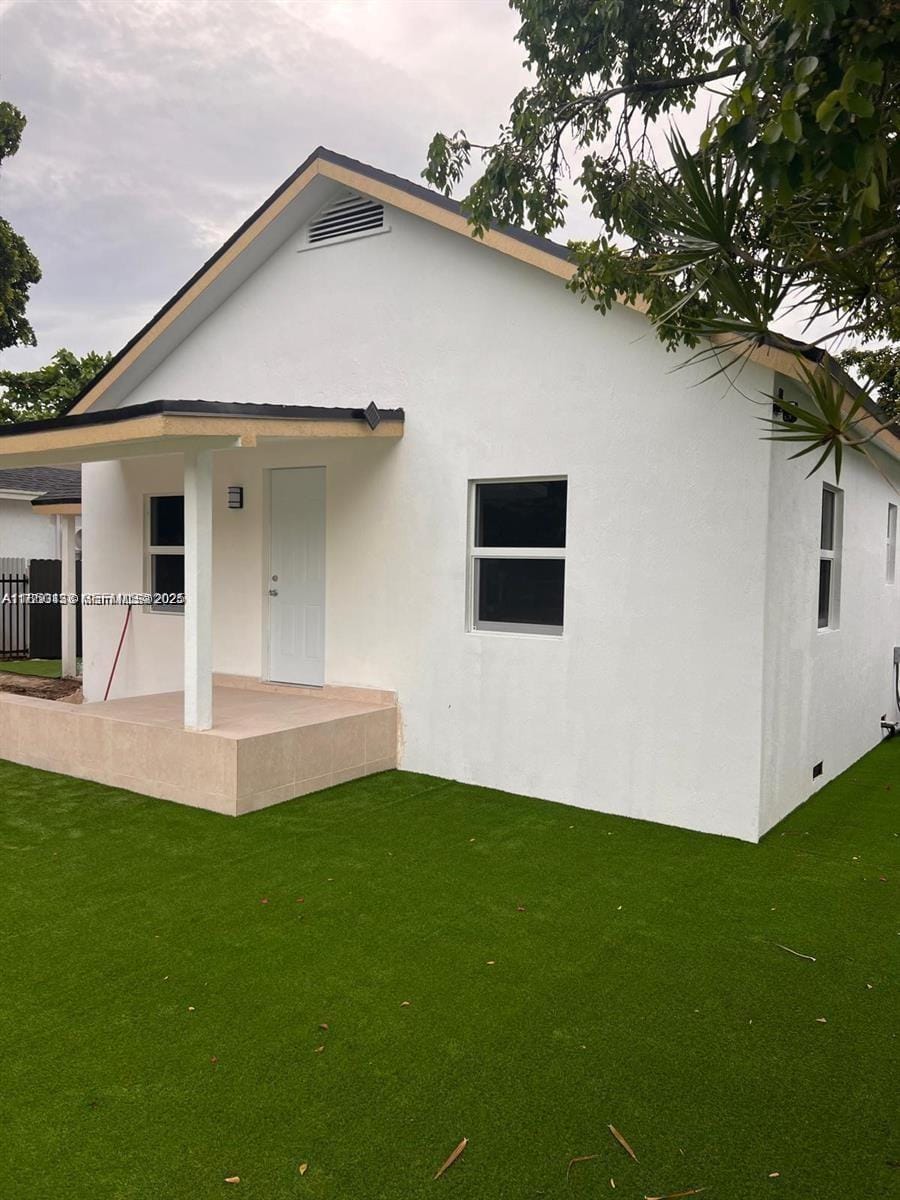 1985 NW 49th Street, Miami, FL 33142
