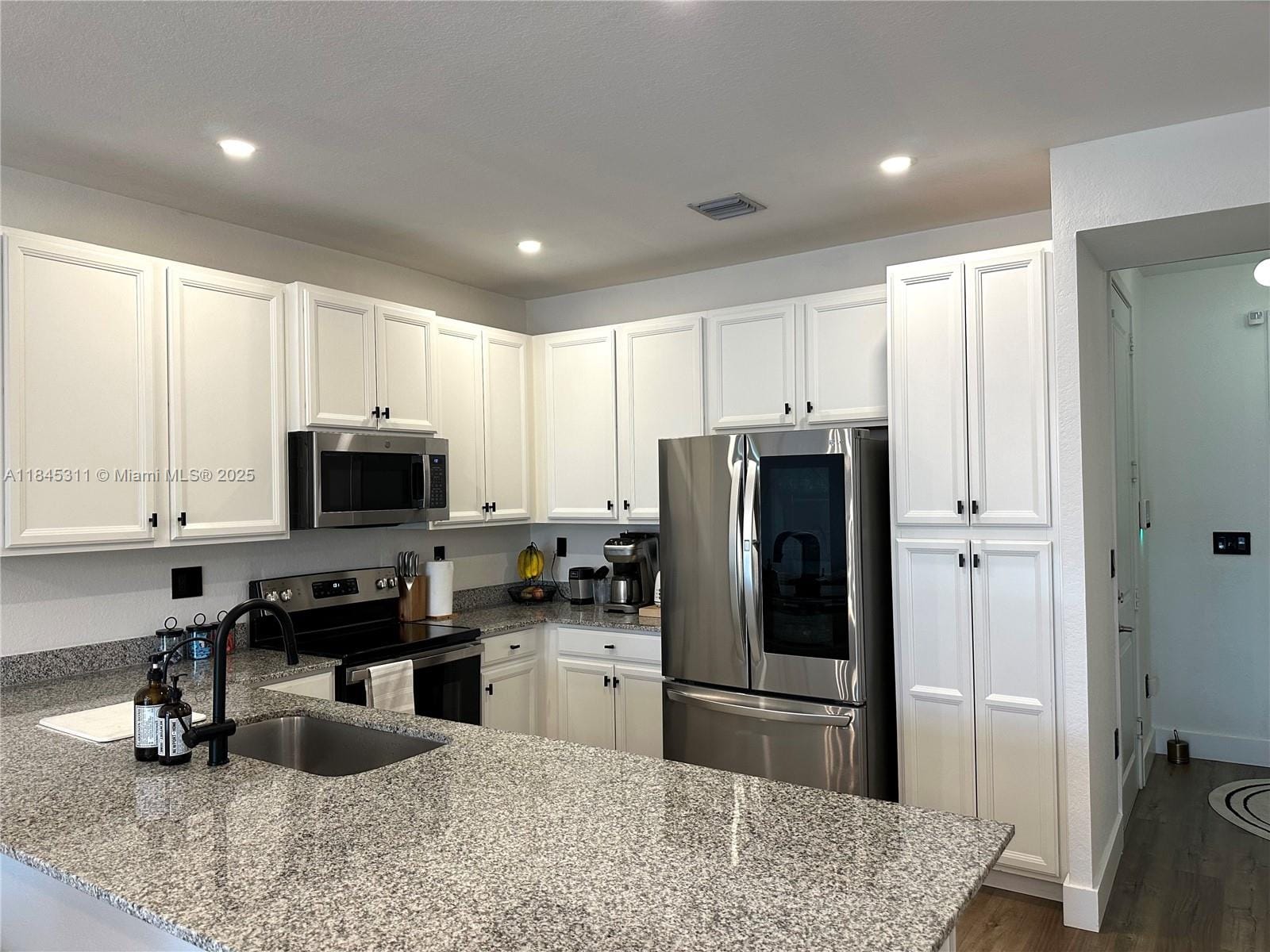 10943 SW 233rd Street — photo 6