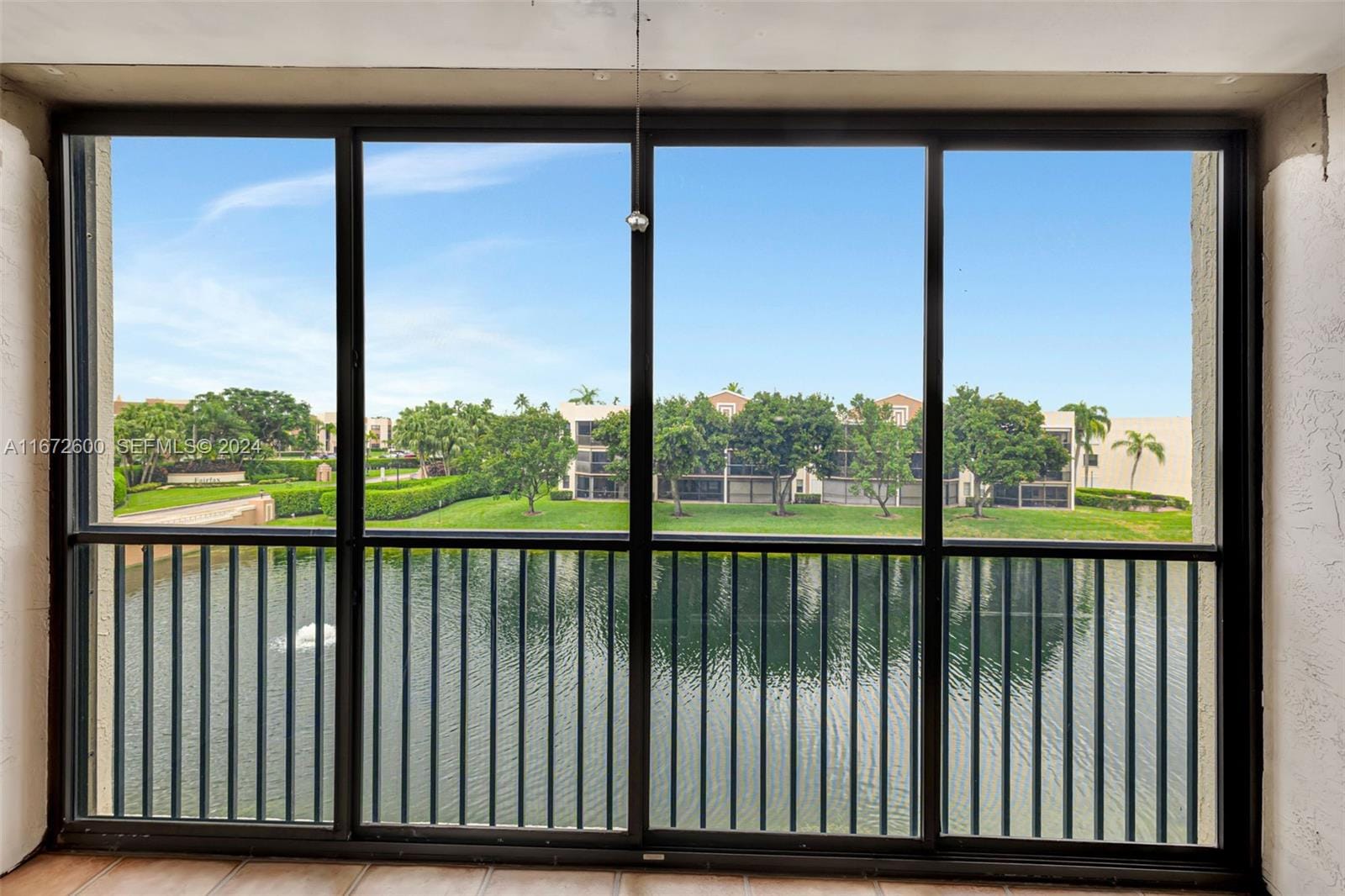 10568 E Clairmont Circle 303, Tamarac, FL 33321 photo 9