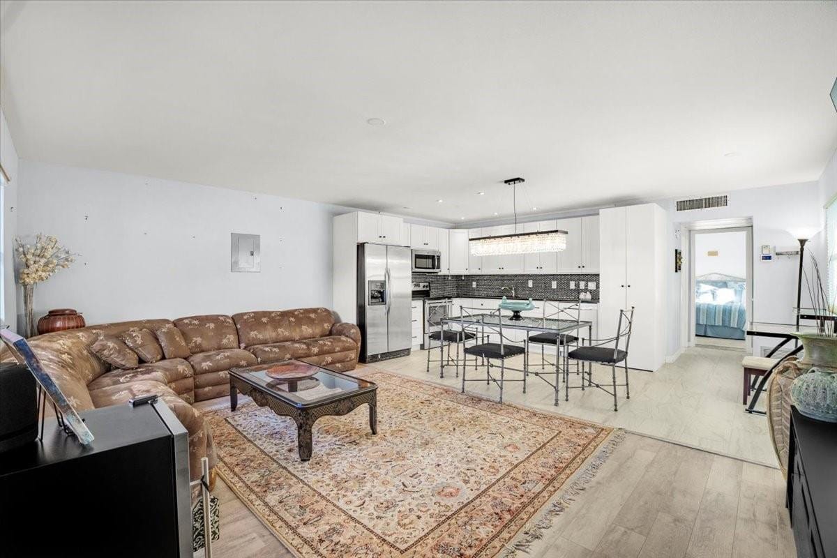 15 Seville Drive A, Delray Beach, FL 33446