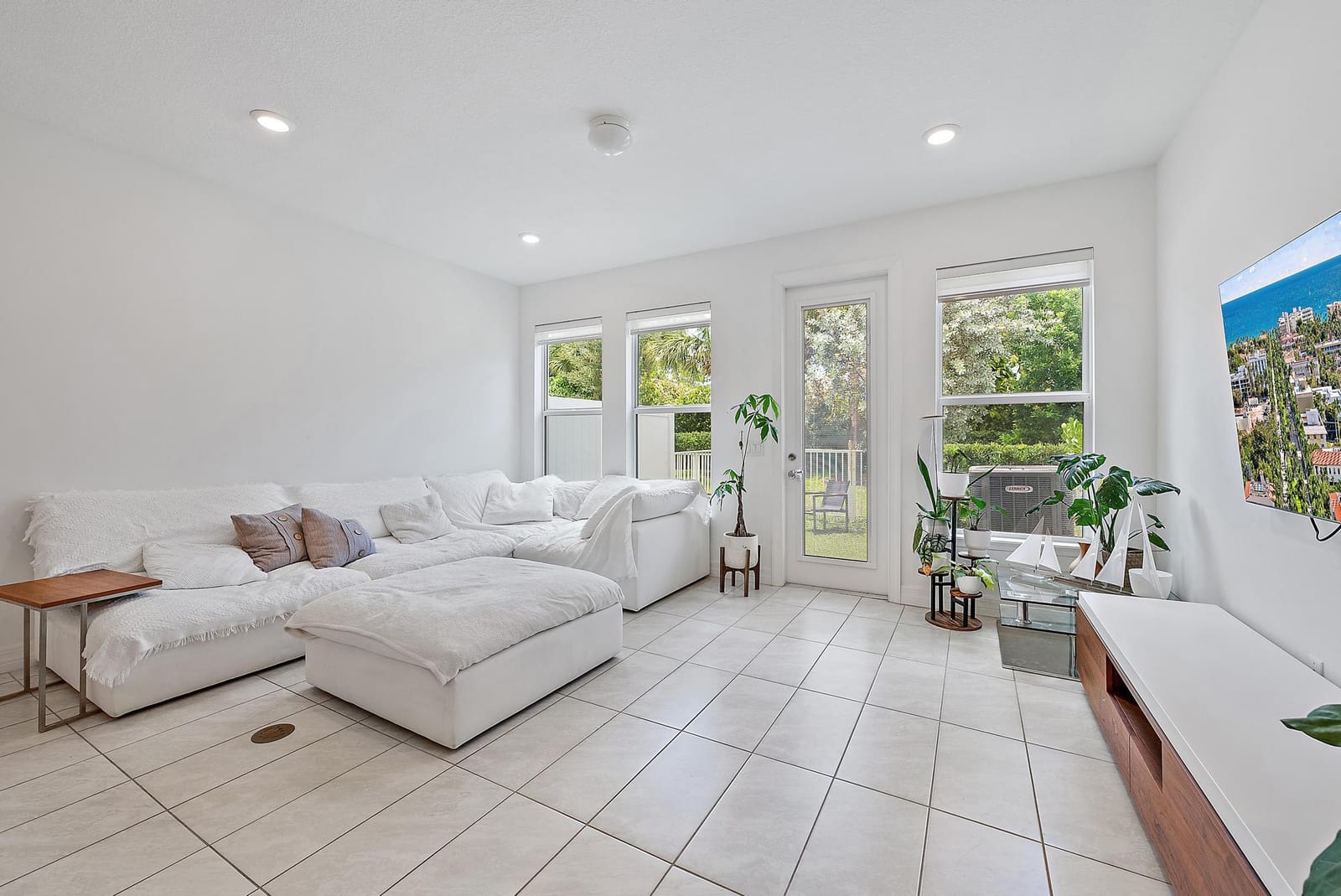 6173 Rancho Lane — photo 6