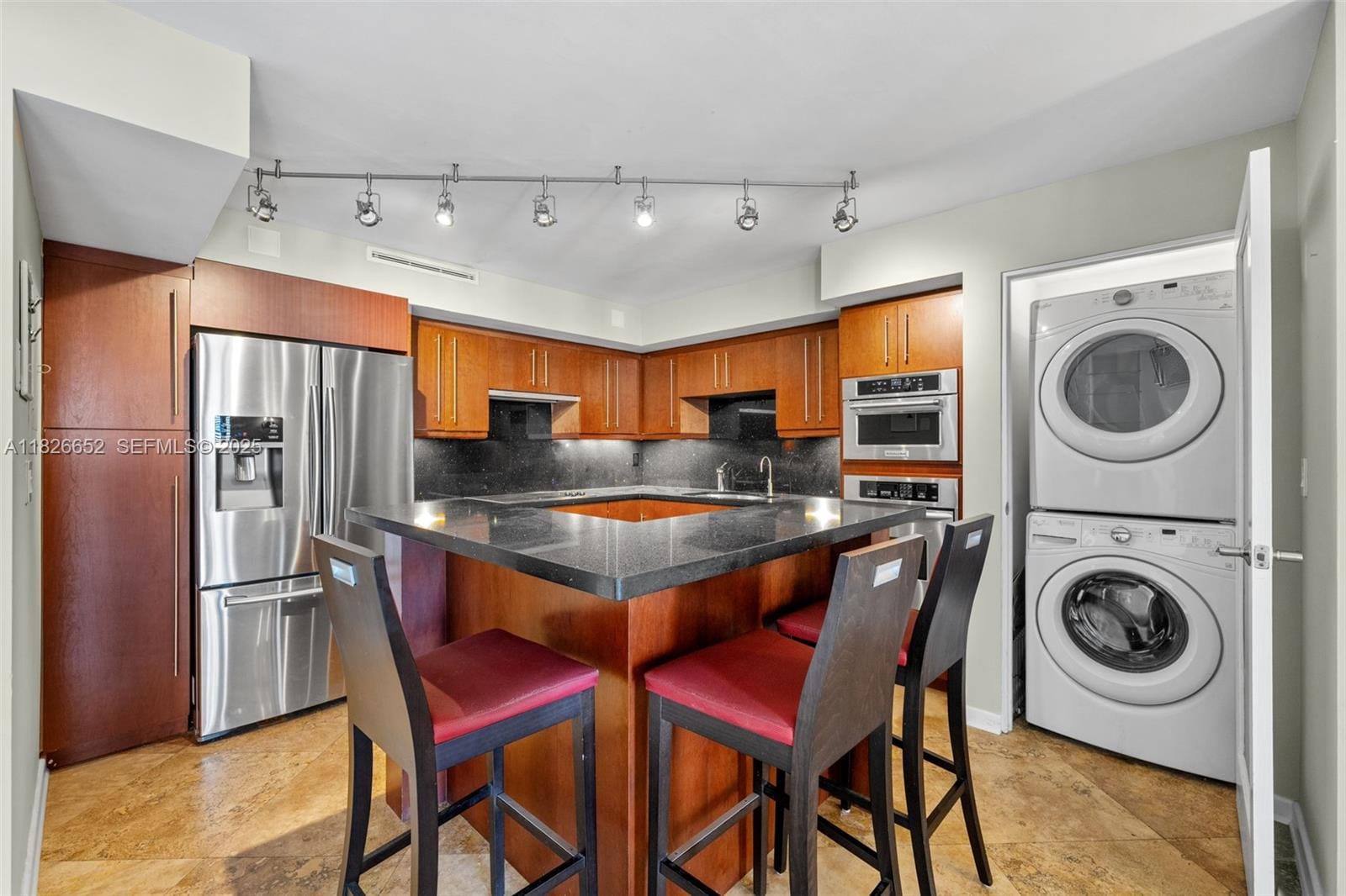 1901 Brickell Avenue B1713, Miami, FL 33129 photo 12