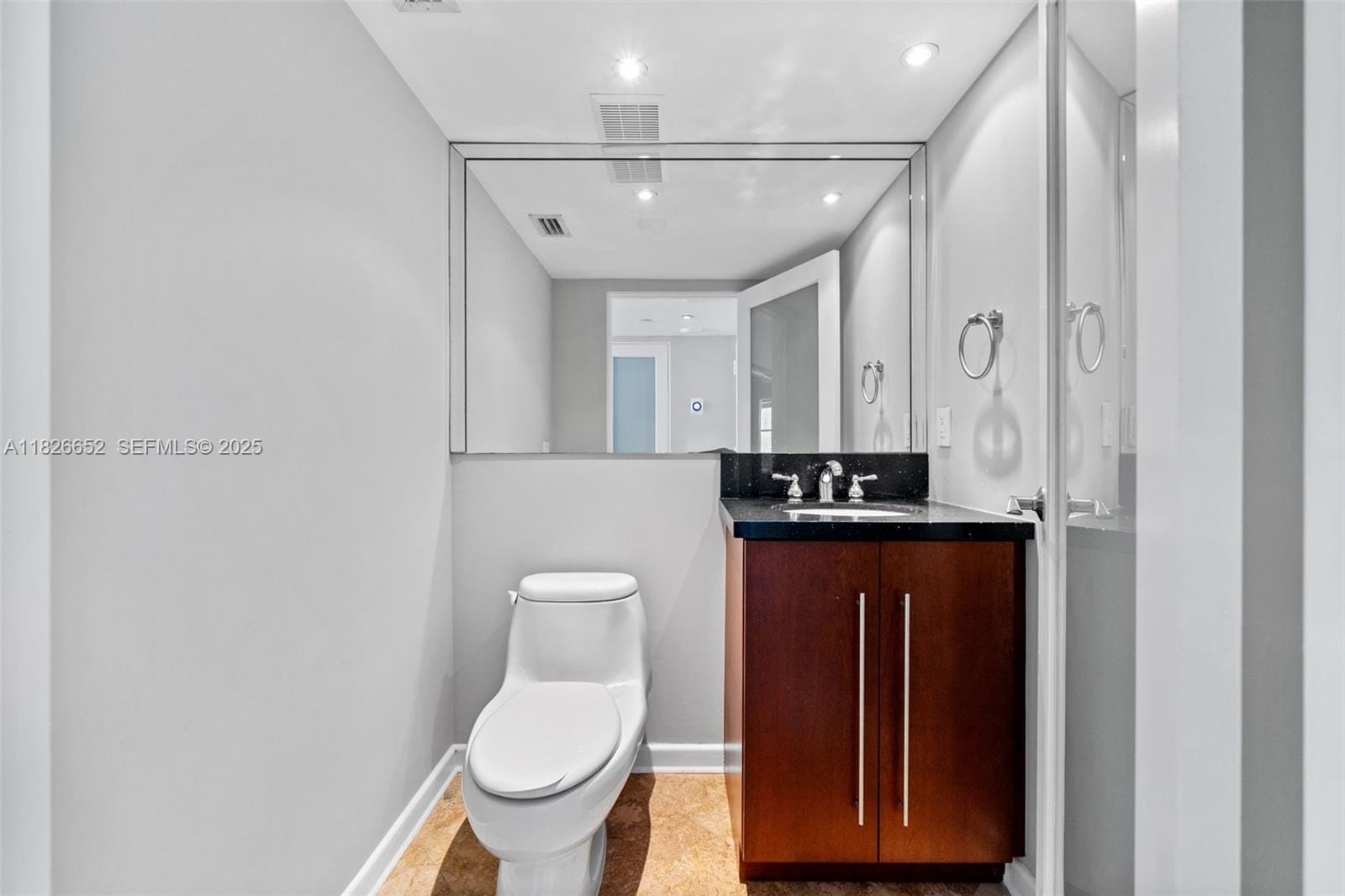 1901 Brickell Avenue B1713, Miami, FL 33129 photo 27