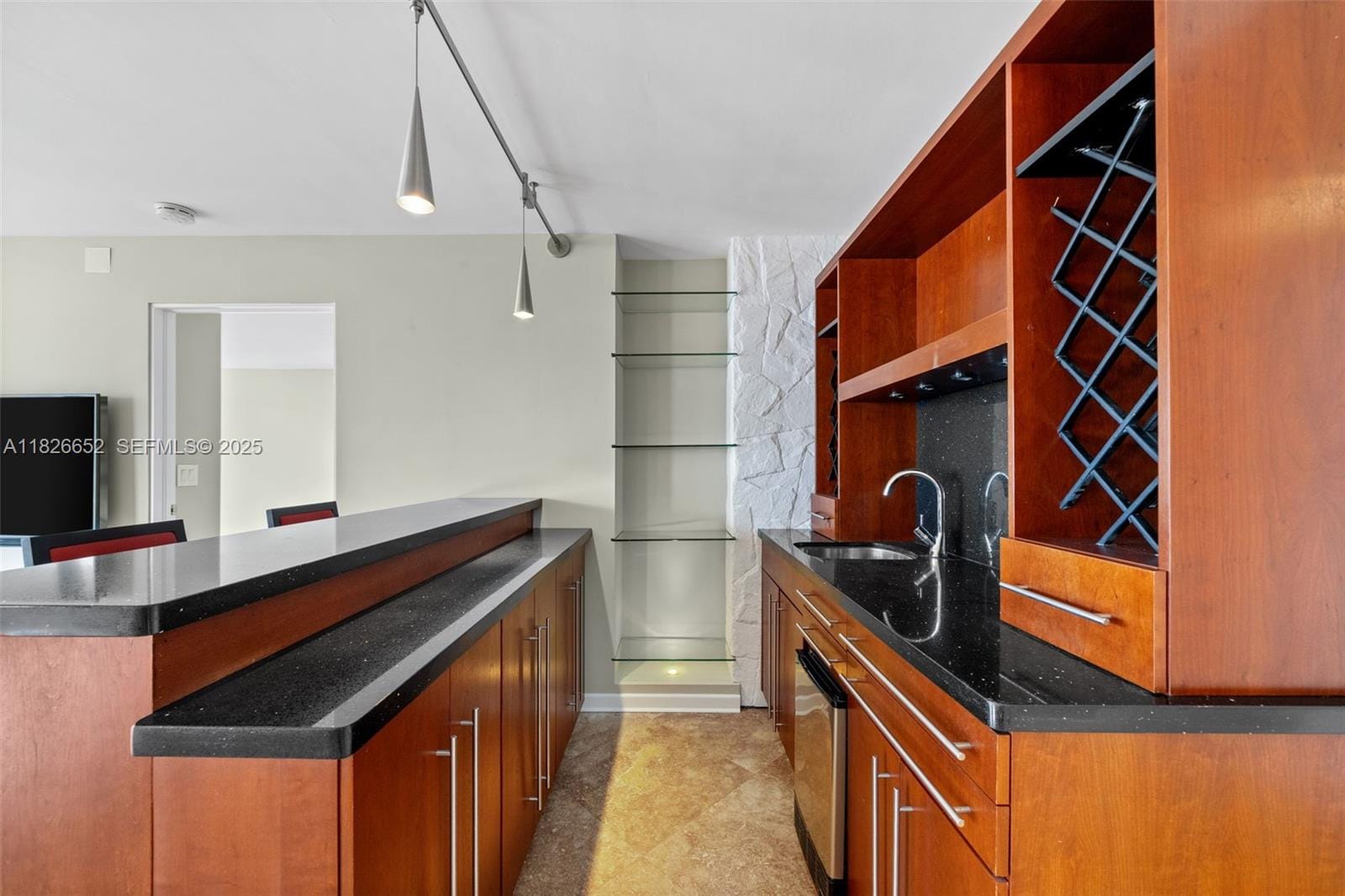 1901 Brickell Avenue B1713, Miami, FL 33129 photo 4