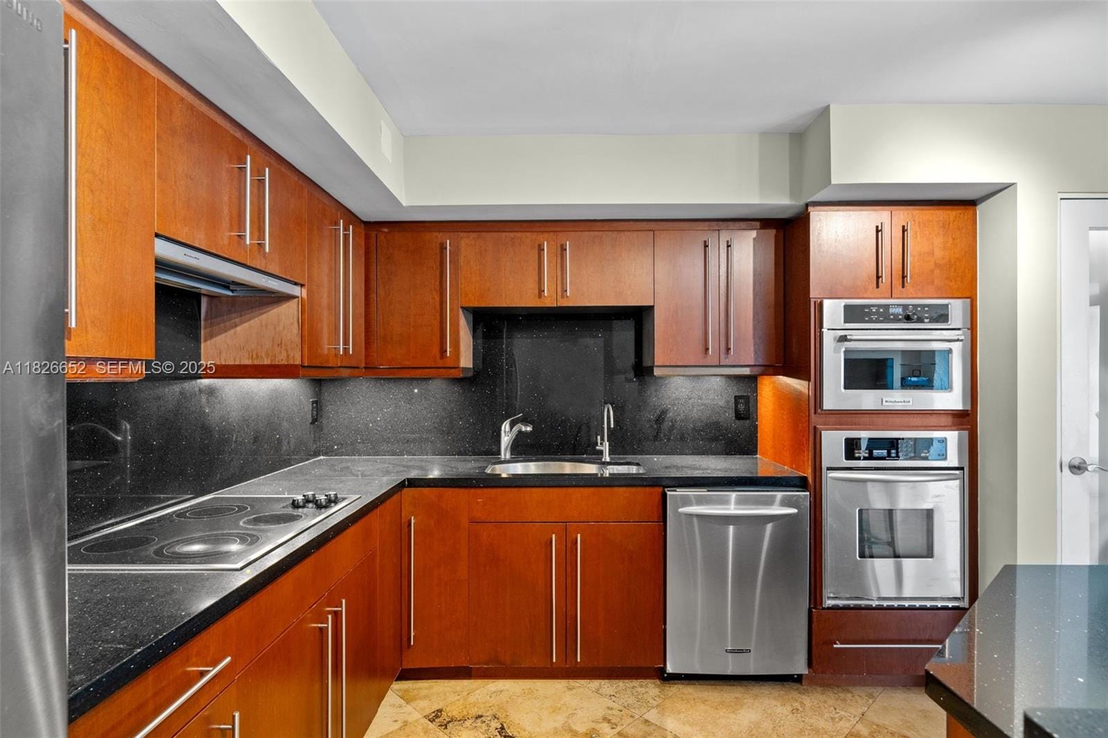 1901 Brickell Avenue B1713, Miami, FL 33129 photo 10
