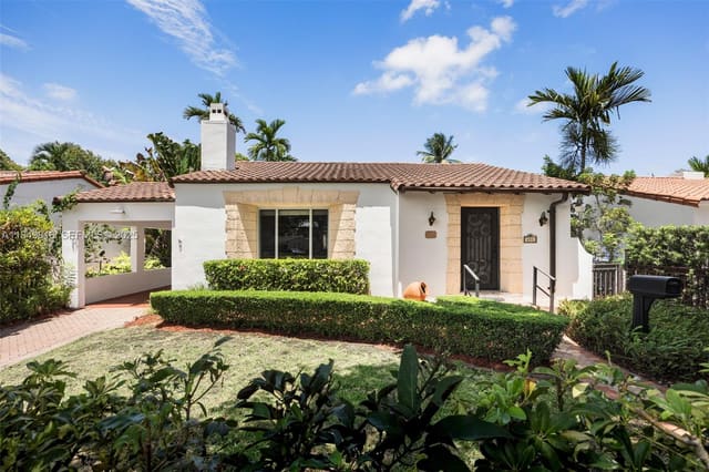 451 SW 25th Road, Miami, FL 33129