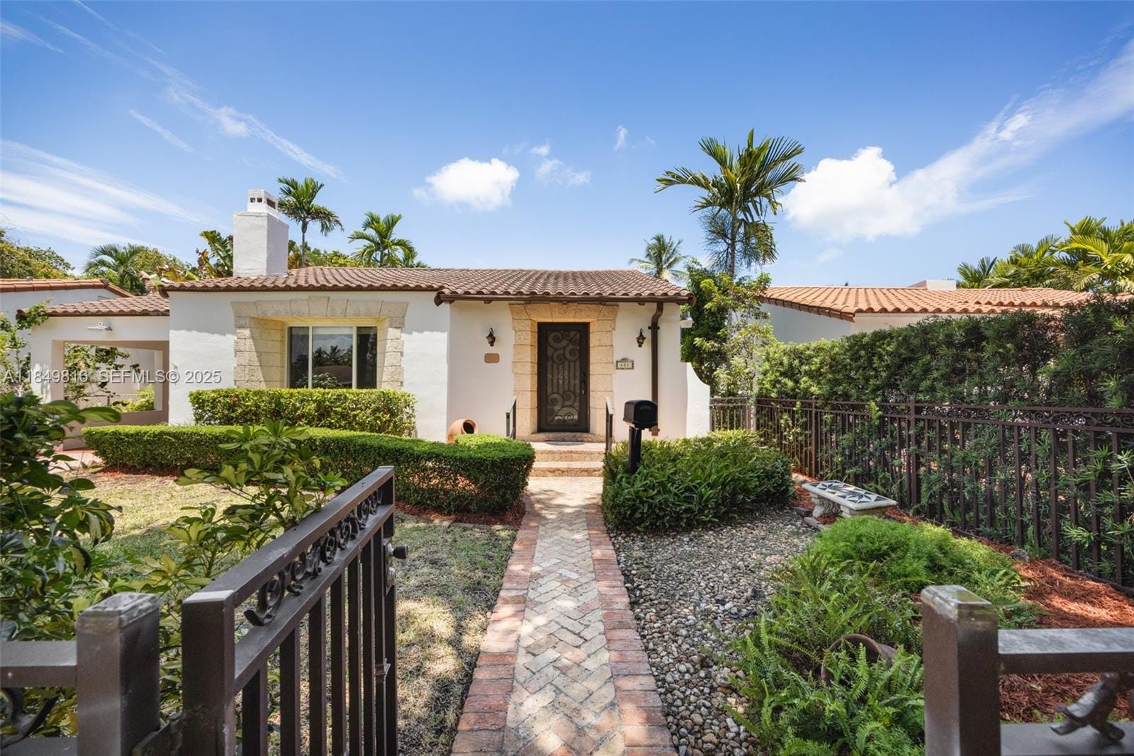 451 SW 25th Road, Miami, FL 33129 photo 2