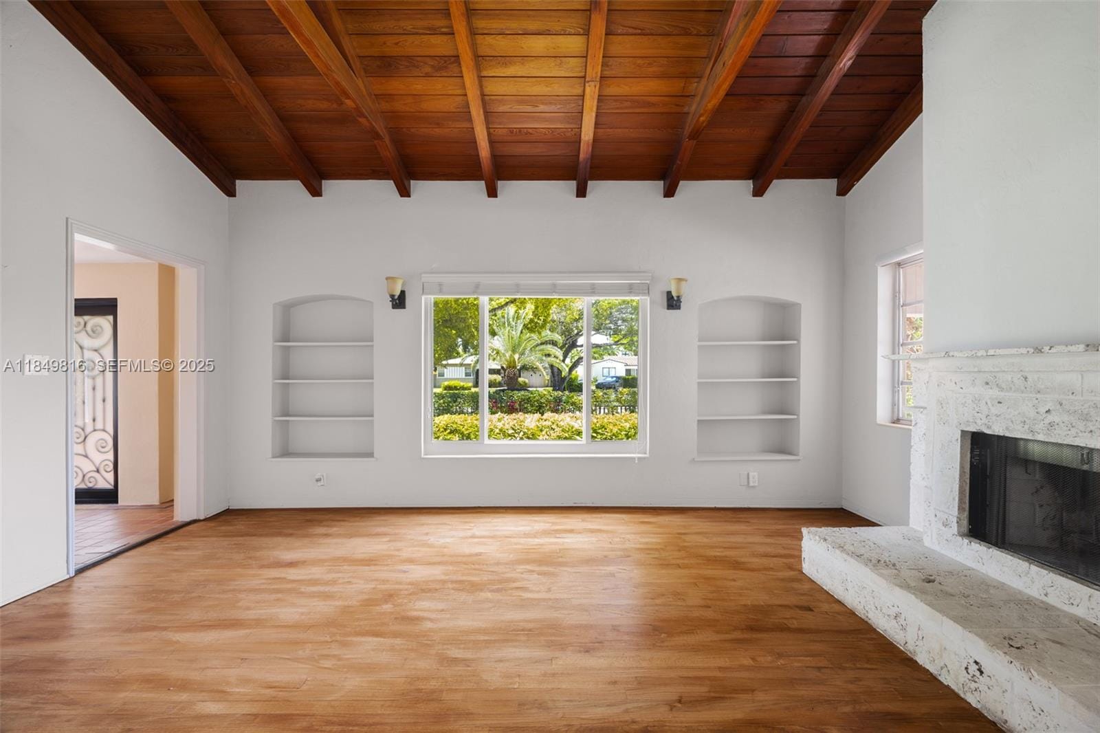 451 SW 25th Road, Miami, FL 33129 photo 4