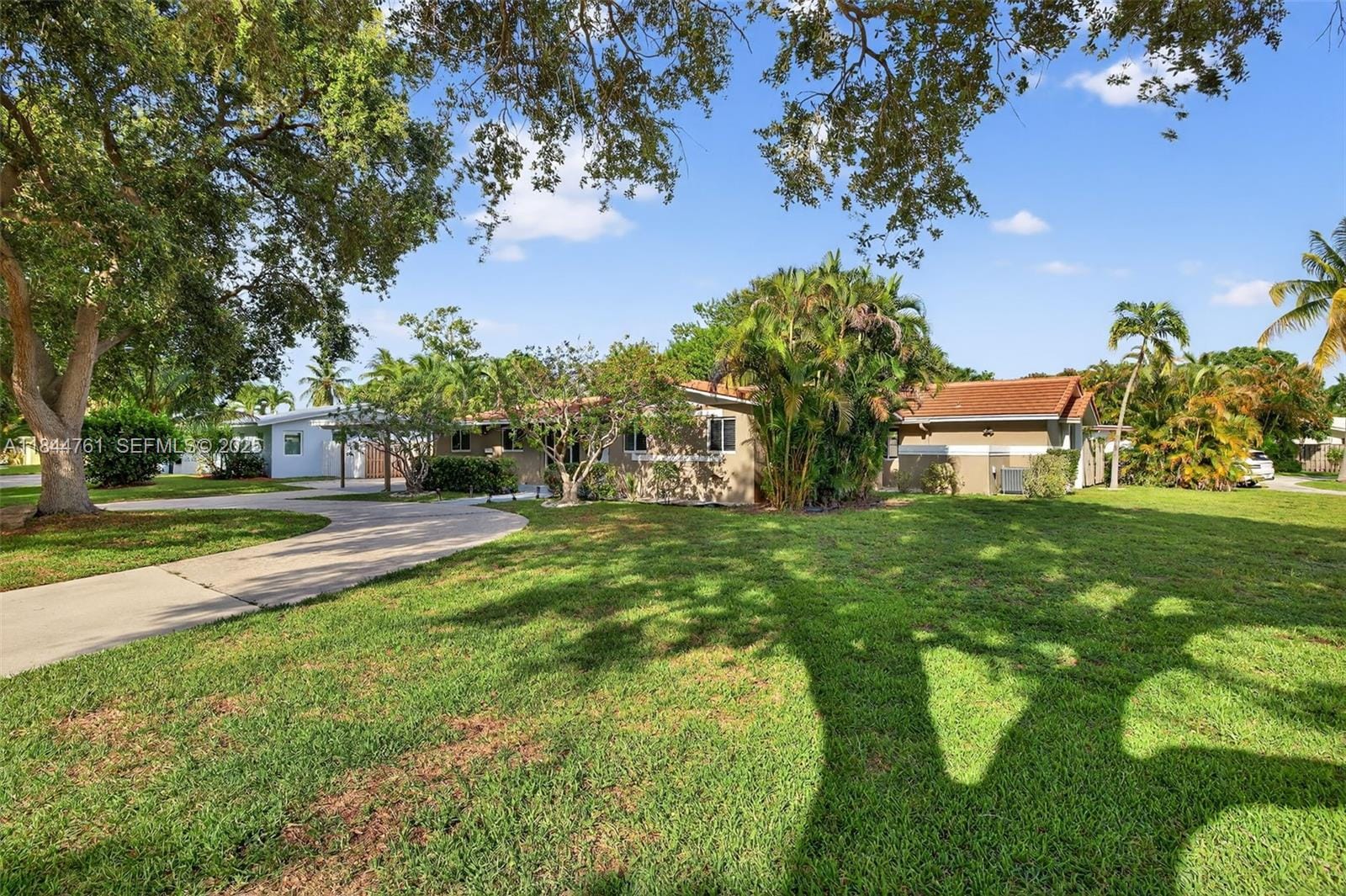 4000 NE 22nd Avenue, Lighthouse Point, FL 33064 photo 5