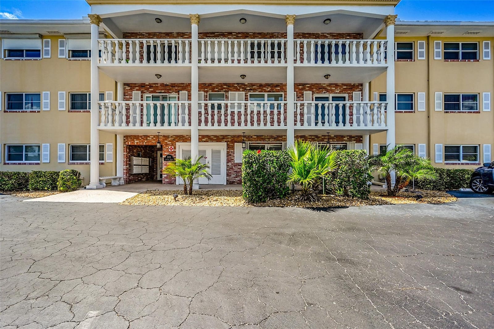 801 N Riverside Drive 4C, Pompano Beach, FL 33062