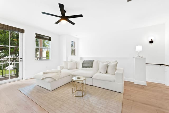 307 SW 13th Terrace 307, Fort Lauderdale, FL 33312