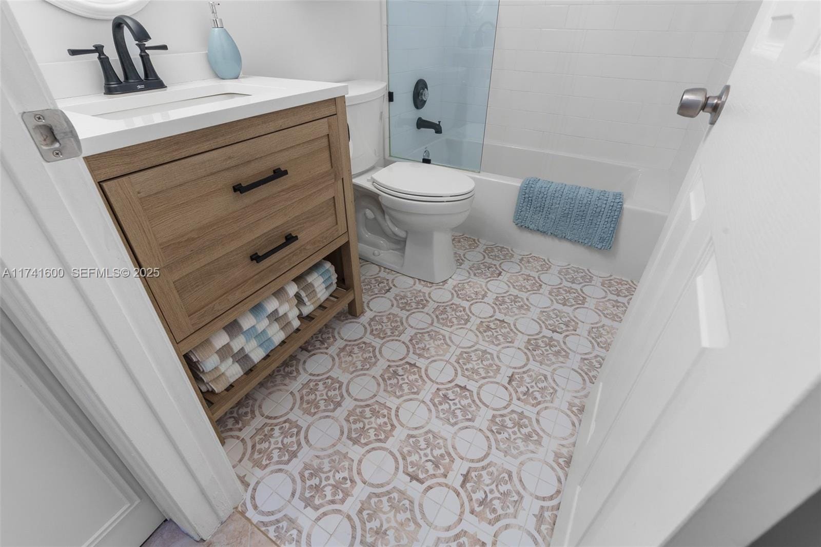 14747 Cumberland Drive 4060, Delray Beach, FL 33446 photo 26