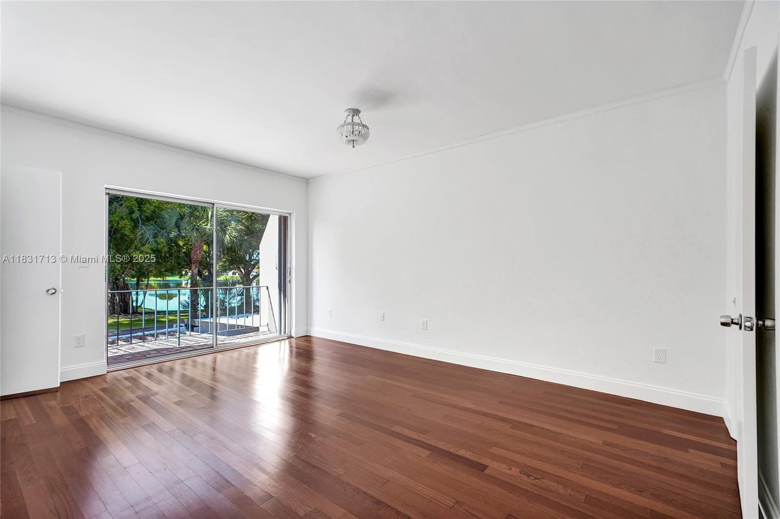 7310 S Miami Lakeway S, Miami Lakes, FL 33014 photo 24