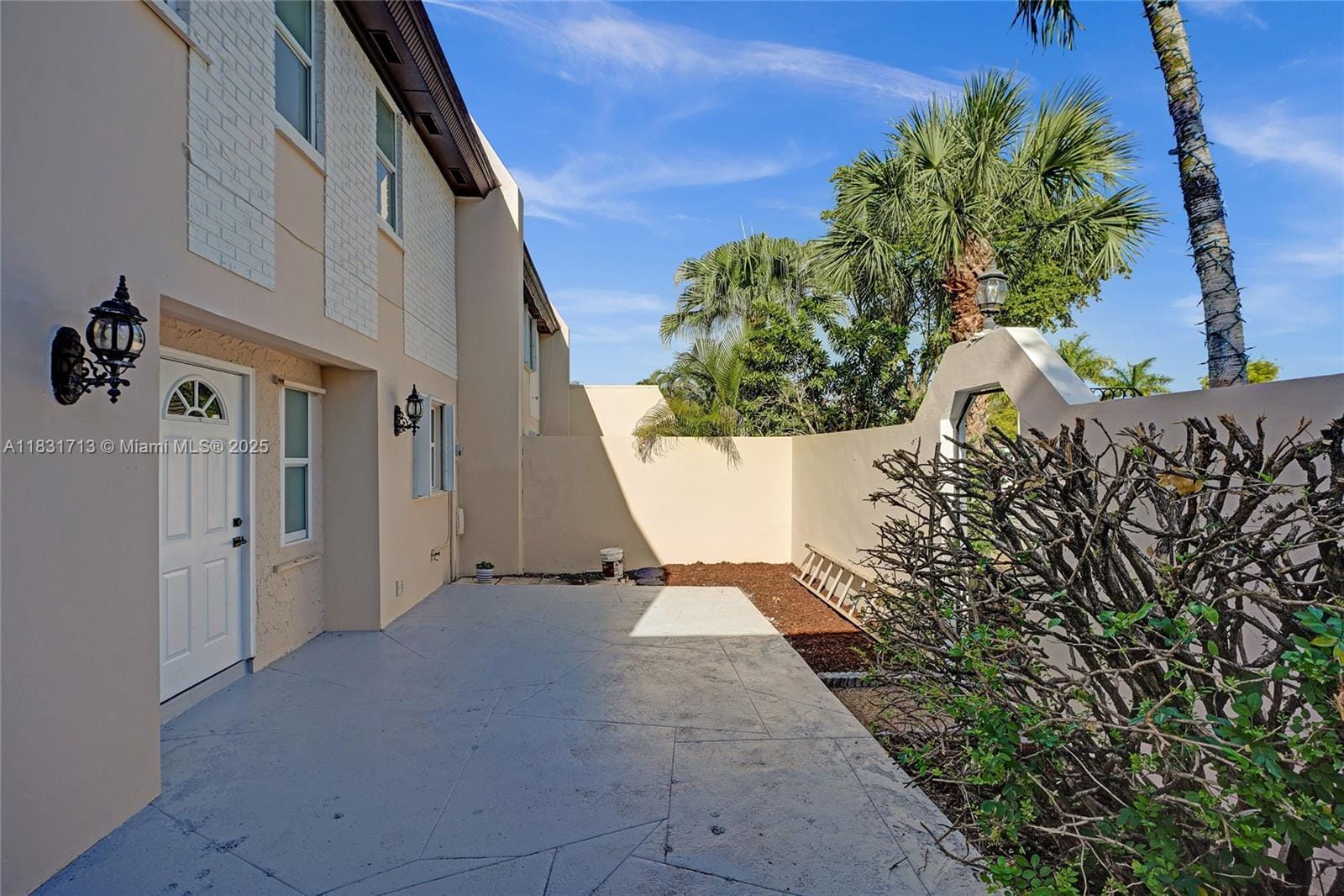 7310 S Miami Lakeway S, Miami Lakes, FL 33014 photo 7