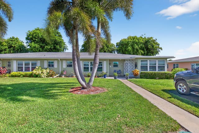 260 High Point Boulevard C, Boynton Beach, FL 33435