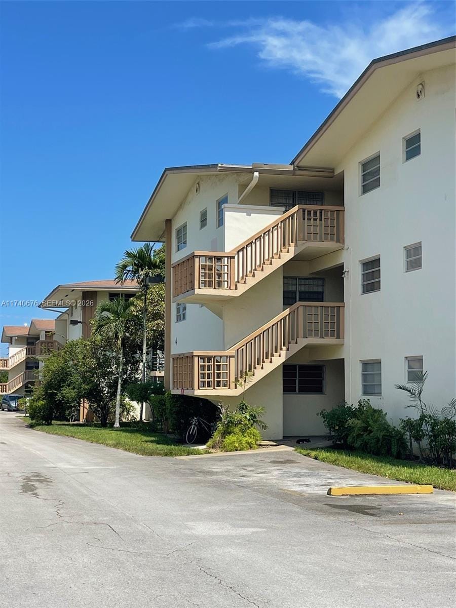 17090 NE 14th Avenue 314, Miami, FL 33162 photo 17