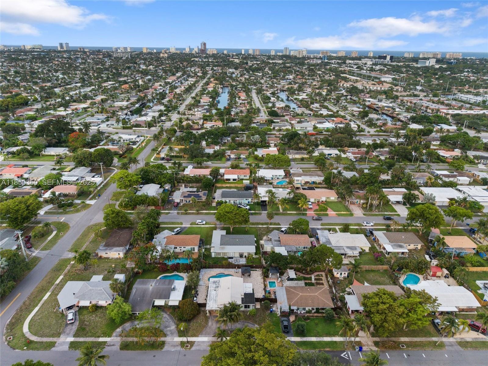 1218 SW 2nd Avenue, Pompano Beach, FL 33060 photo 5
