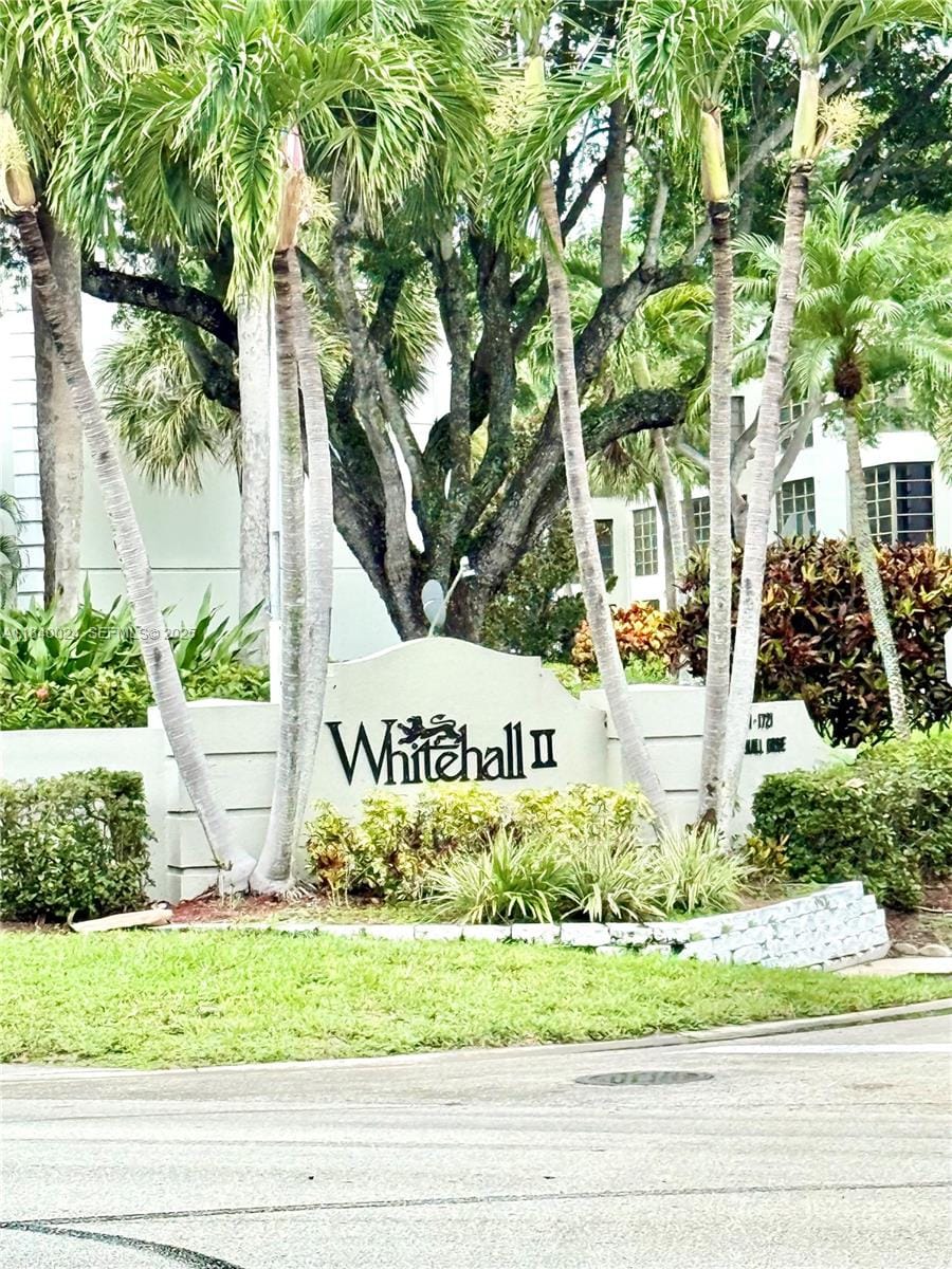 1705 Whitehall Drive 106, Davie, FL 33324