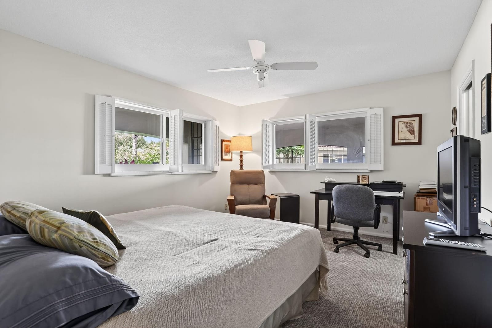2953 N Palm Aire Drive, Pompano Beach, FL 33069 photo 25