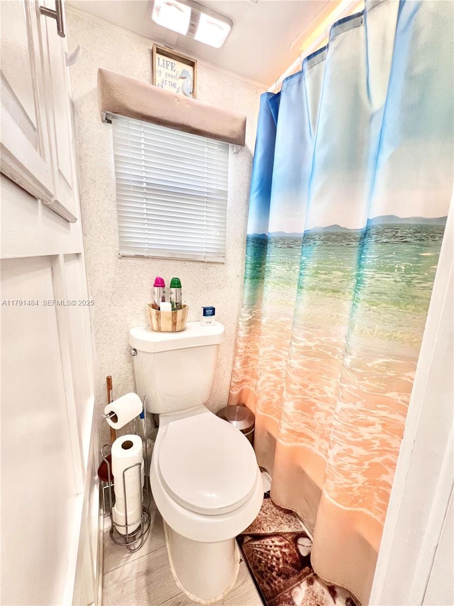 325 Calusa Street, Key Largo, FL 33037 photo 5