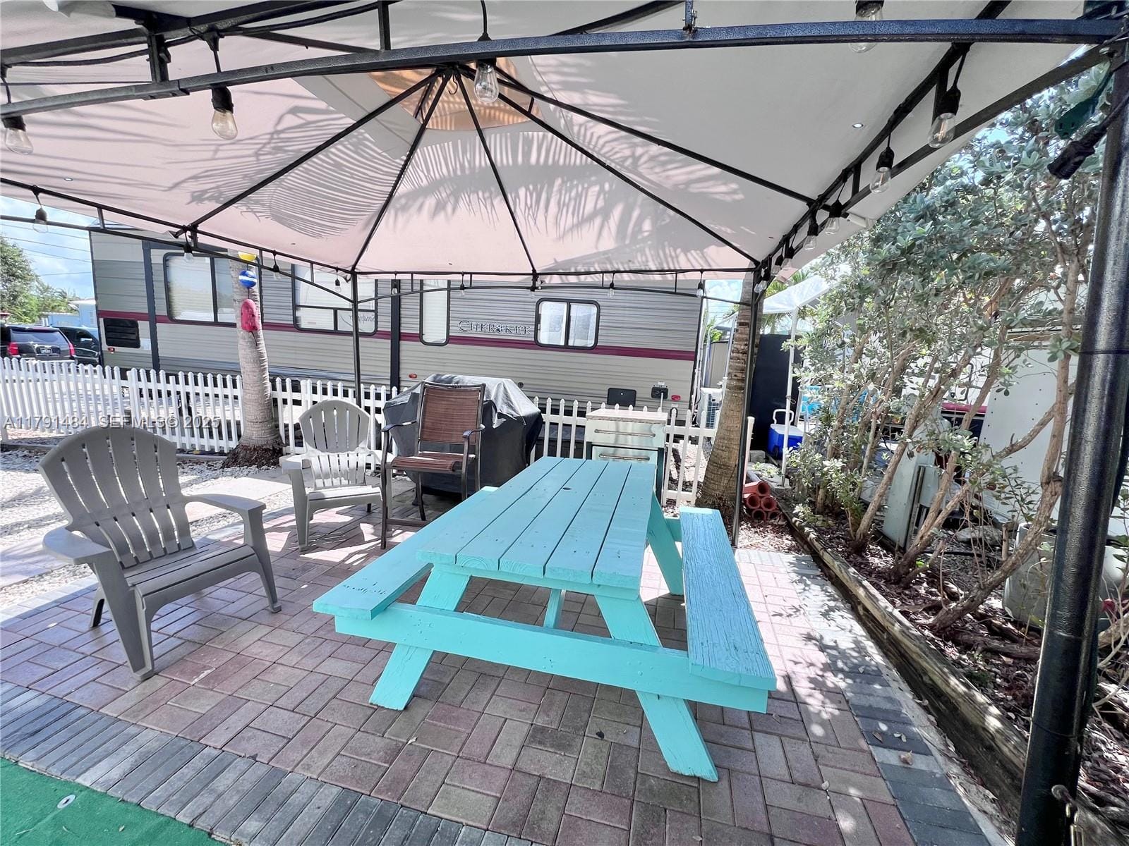 325 Calusa Street, Key Largo, FL 33037 photo 8