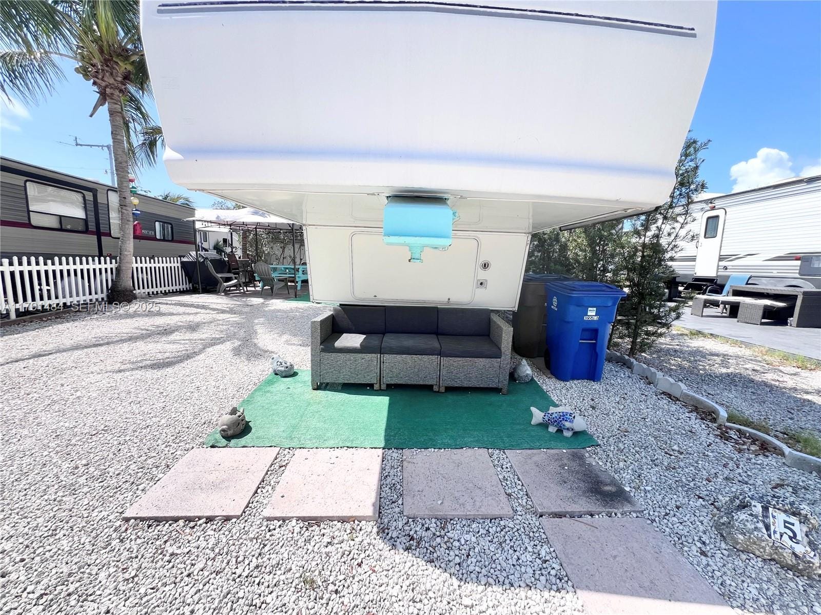 325 Calusa Street, Key Largo, FL 33037 photo 10
