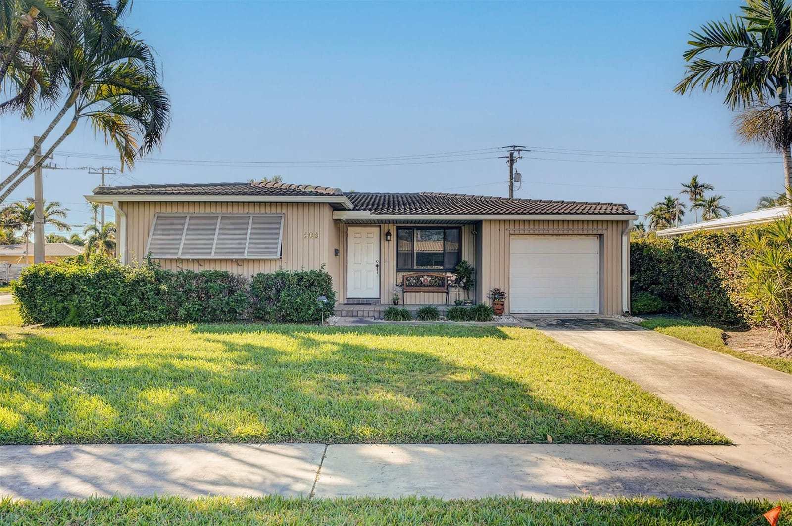 238 SE 3rd Street, Dania Beach, FL 33004